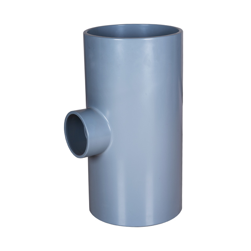 PVC-C Laghdú Tee DN15*20-600*500 1/2*3/4'-24*20' Caighdeán ANSI